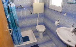 Bild 11: SA3(2): Badezimmer mit Toilette